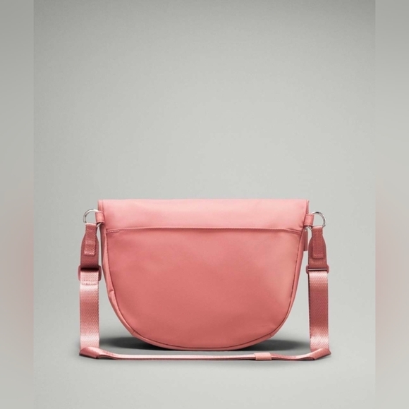 NWT Lululemon All Night Festival Bag, 5L - Picture 12 of 13